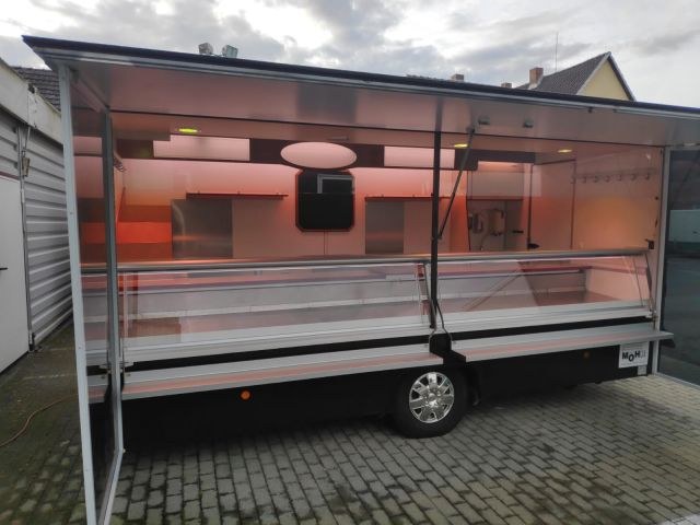 Wagen 11 – Kühlthekenanhänger mieten in Arnstein