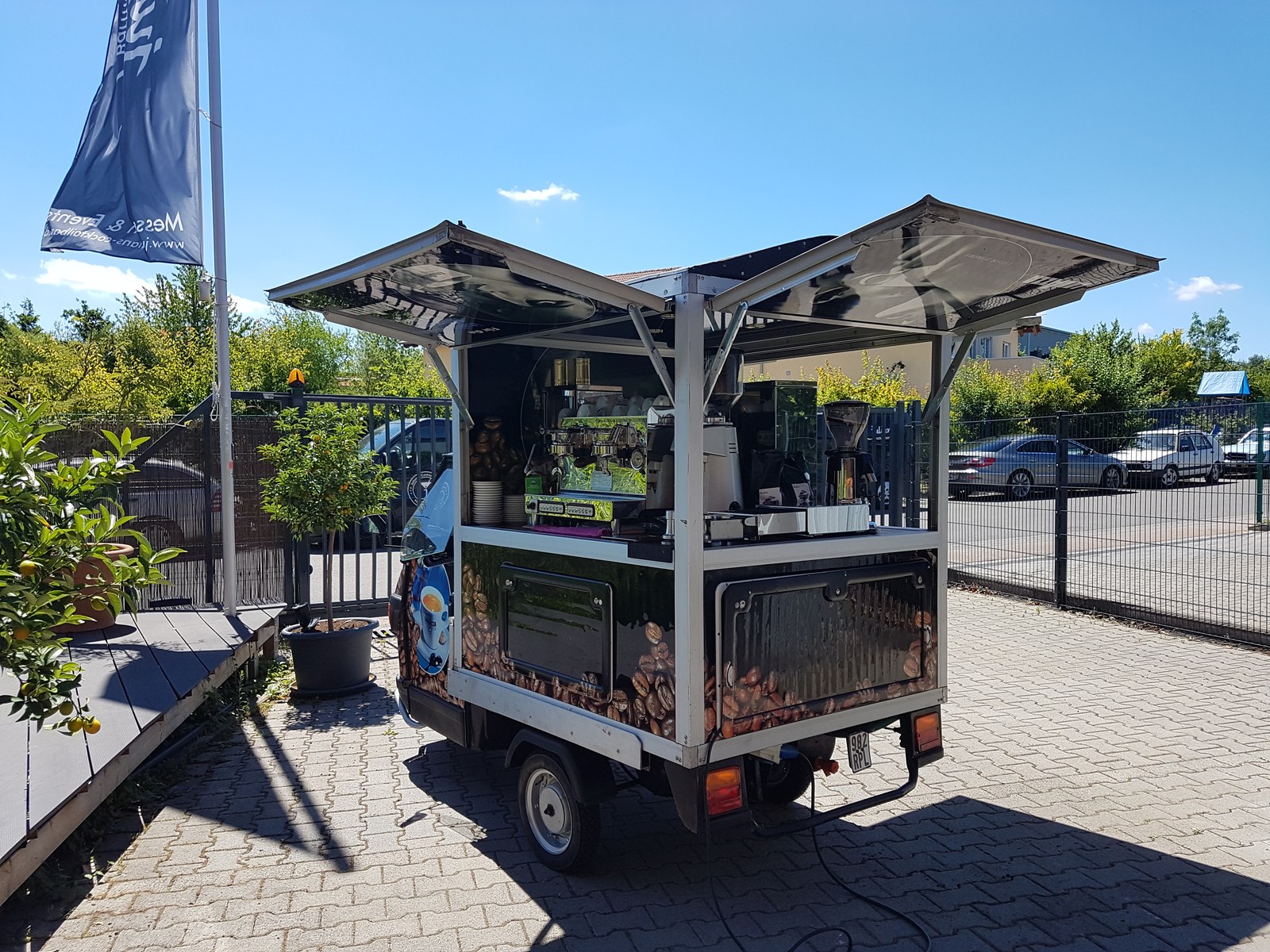 Ape Kaffeemobil 200 mieten in Bad Neuenahr-Ahrweiler
