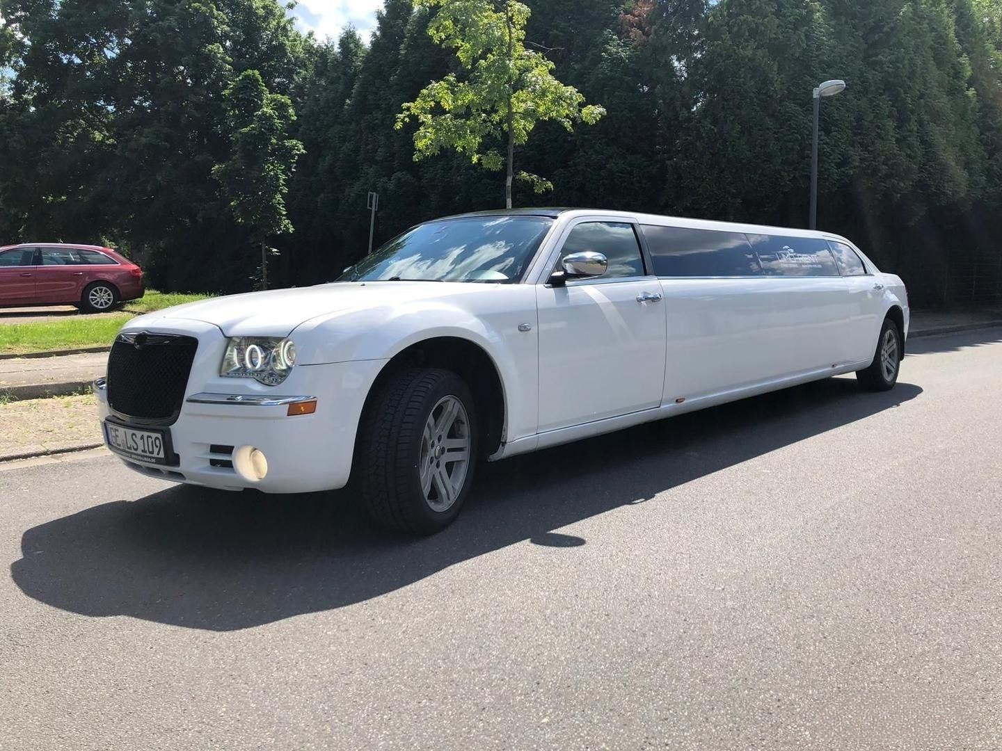 Stretchlimousine Limousine Hochzeit, JGA, Geburtstag in NRW mieten in Gelsenkirchen – 3