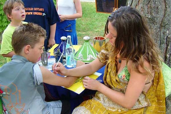 Eventmodul HennaTattoo´s für Kinder mieten in Nürnberg bei unserem Tea