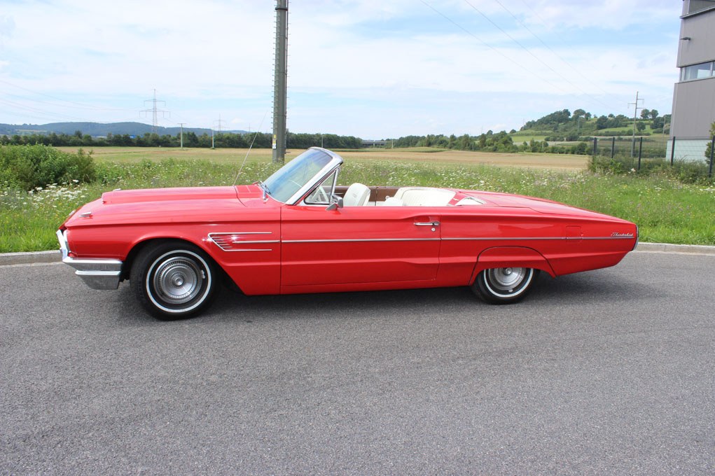 Ford Thunderbird Oldtimer mieten in Nürnberg – 3