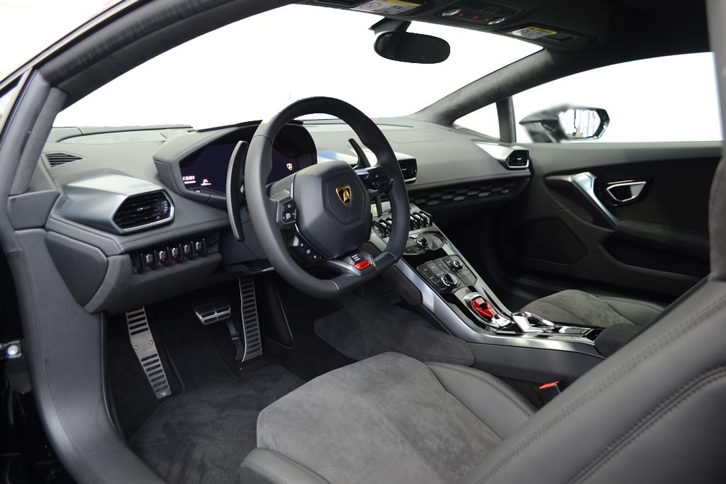 Lamborghini Hurácan LP 610-4 weiß mieten in Nürnberg – 3