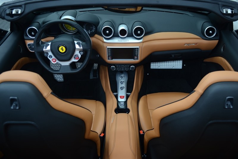 Ferrari California T 2+2 - fahren mieten in Nürnberg – 3