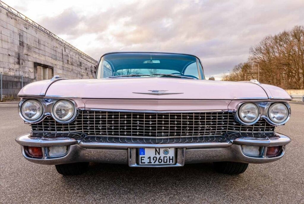 Oldtimer Cadillac Sedan mieten in Nürnberg – 3