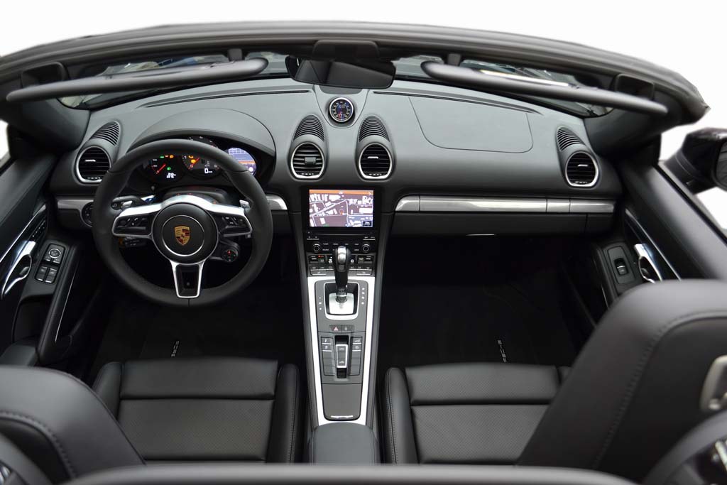 Porsche 718 Boxster S schwarz - fahren mieten in Nürnberg – 3