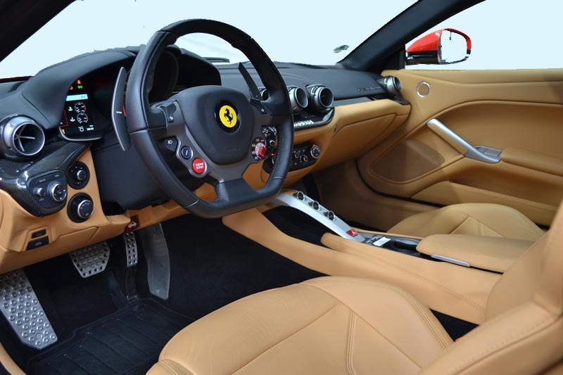 Ferrari F12 Berlinetta rot - fahren mieten in Nürnberg – 3