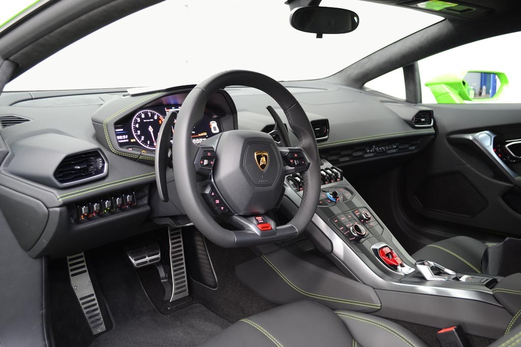 Lamborghini Huracán LP 610-4 Coupé schwarz - fahren mieten in Nürnberg – 3