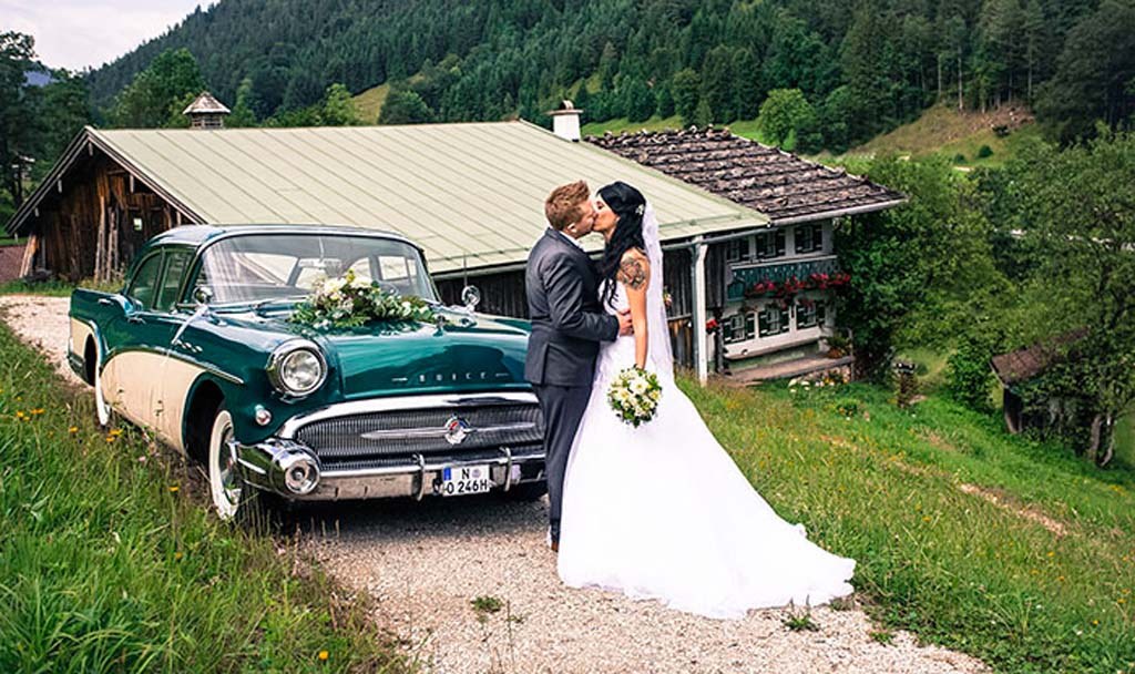 Buik special Oldtimer mit Chauffeur mieten in Nürnberg – 3