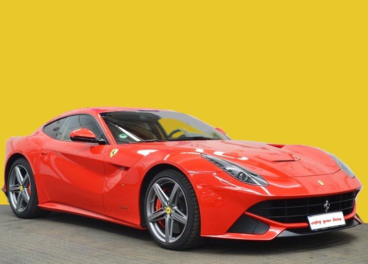 Ferrari F12 Berlinetta rot - fahren mieten in Nürnberg