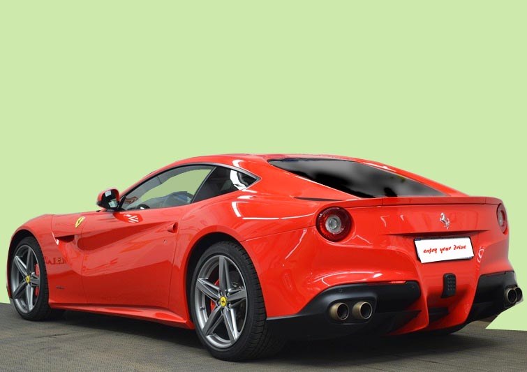 Ferrari F12 Berlinetta rot - fahren mieten in Nürnberg – 2