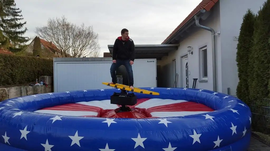 Surfsimulator mieten in Nürnberg bei unserem Team – 2