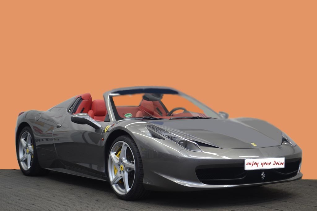 Ferrari 458 Spider silber - fahren mieten in Nürnberg
