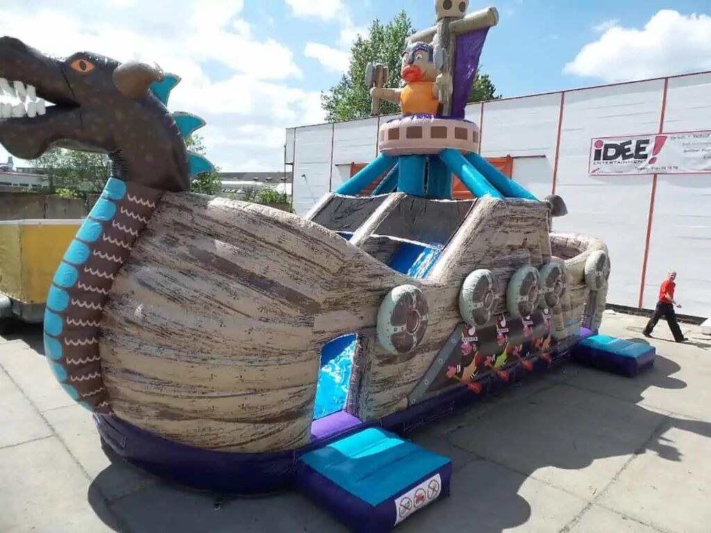 Hüpfburg Wikingerschiff mieten in Nürnberg