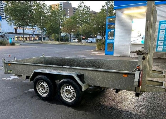 Baumaschinen Anhänger 3500KG mieten bei KFZ Transport Anhänger Verleih – 2