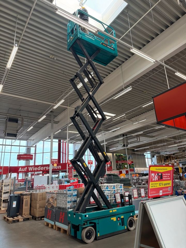 Scherenbühne Arbeitsbühne Bühne 8m Anmieten mieten in Groß-Umstadt – 2