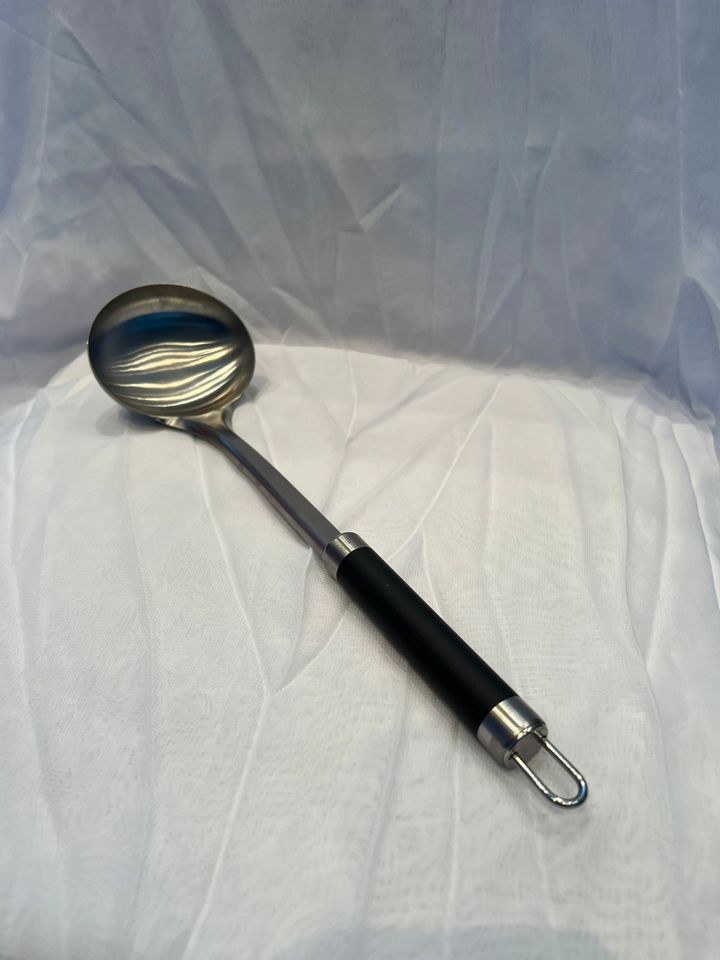Schöpfkelle N Besteck Gedeck Löffel Gabel Messer mieten in Kaarst – 3