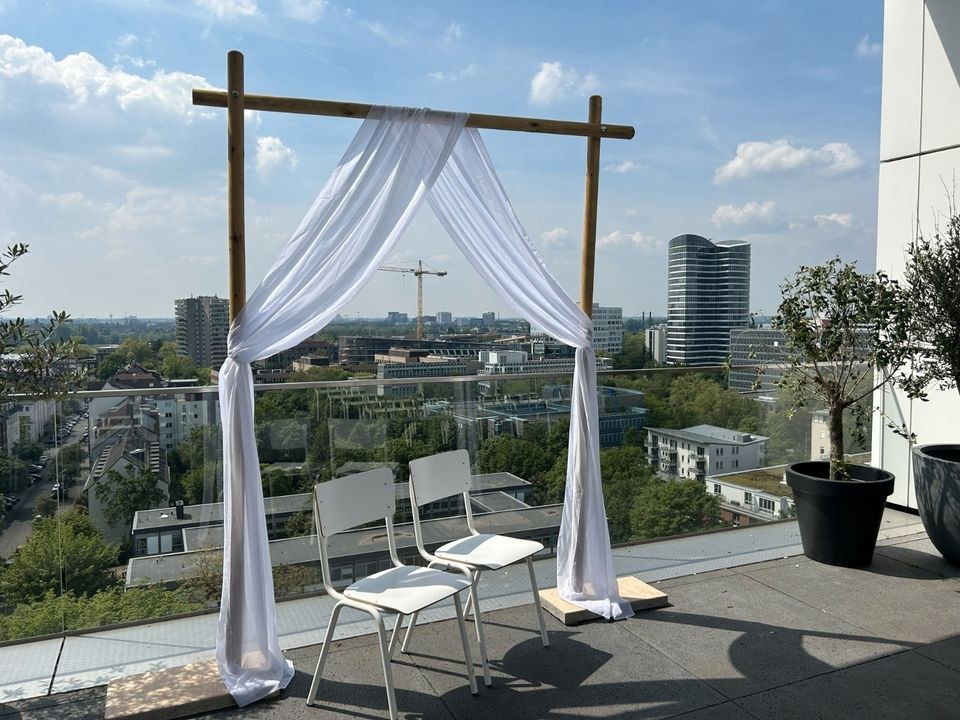 Traubogen Viereckig Holz N Trauung mieten in Kaarst – für die Hochzeit