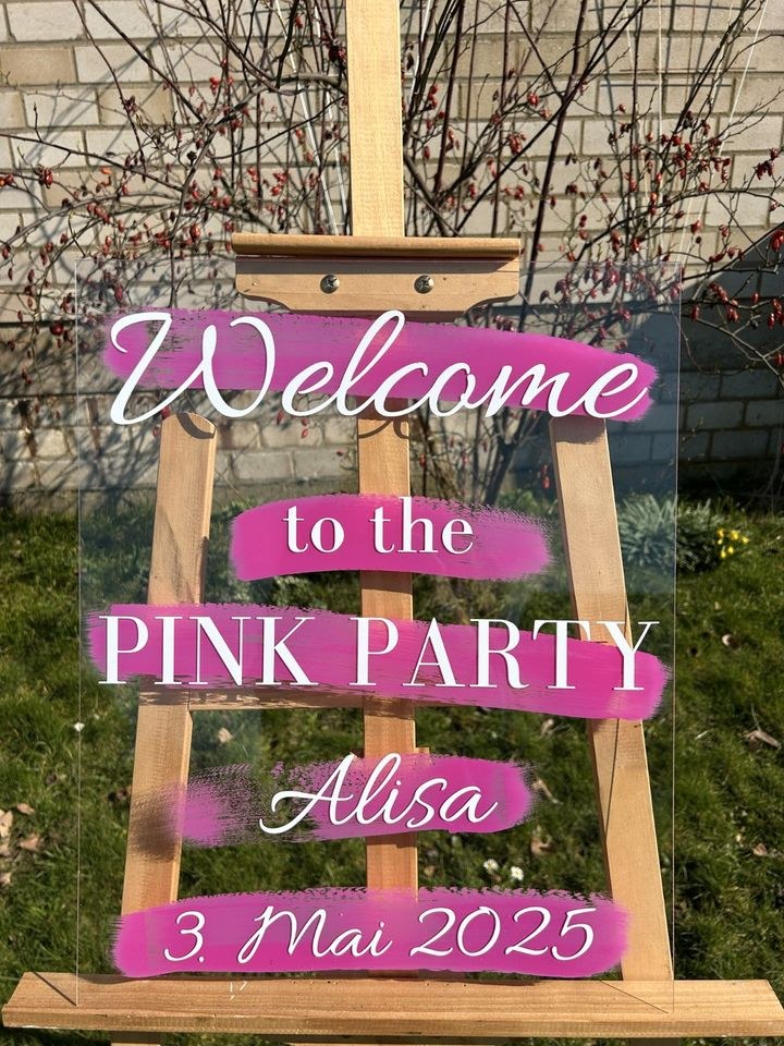Individuelles Acrylschild Groß N mieten bei Alex Events – 3