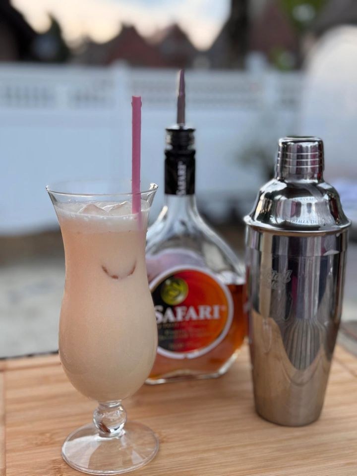 Cocktailglas Cocktailgläser N mieten in Kaarst – für Fest & Ausschank