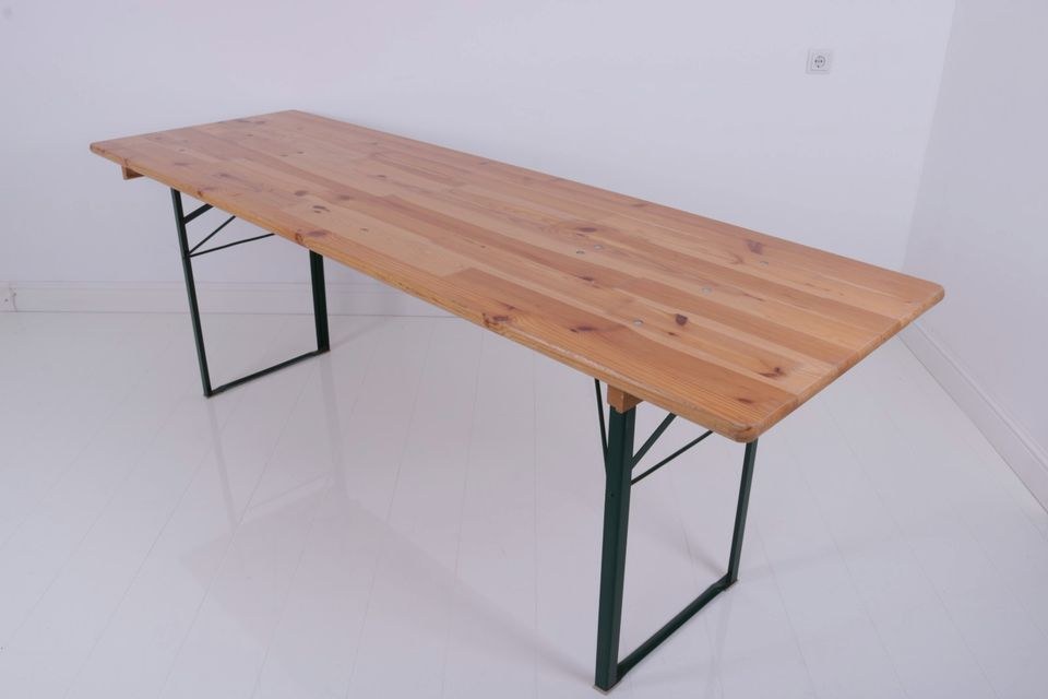 Biertisch 220cm x 50cm N mieten bei Alex Events – Sitzplätze für alle – 2