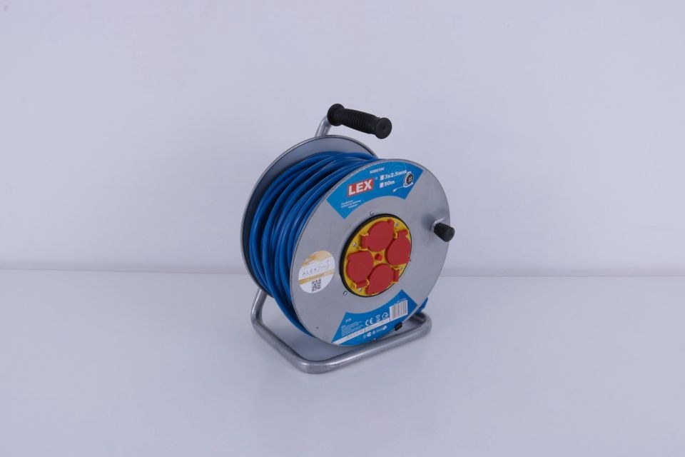 Kabeltrommel 230 V 4 Stecker 3x 2,5mm 50m o 25m mieten bei Alex Events