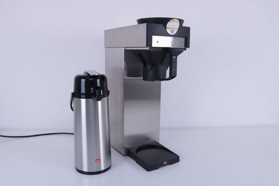 Große Filter Kaffeemaschine Pumpkanne 2,2l N mieten bei Alex Events – 4