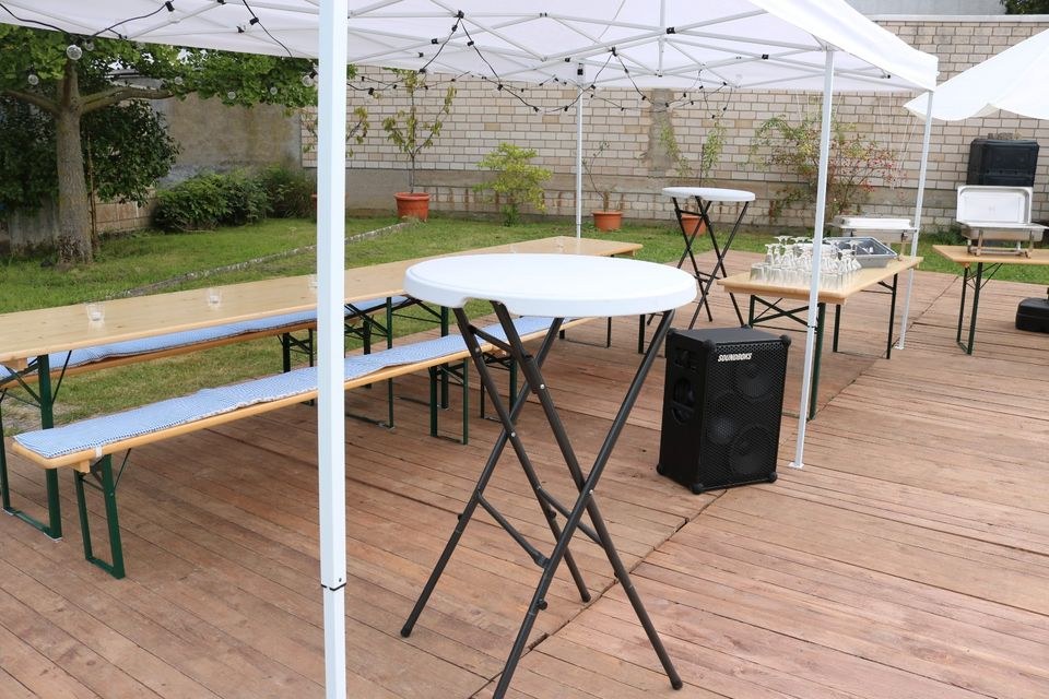 Stehtisch 75cm Ø klappbar N Stehtische mieten bei Alex Events – 3