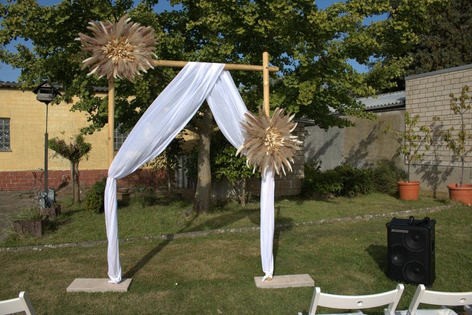 Traubogen Viereckig Holz N Trauung mieten in Kaarst – für die Hochzeit – 2