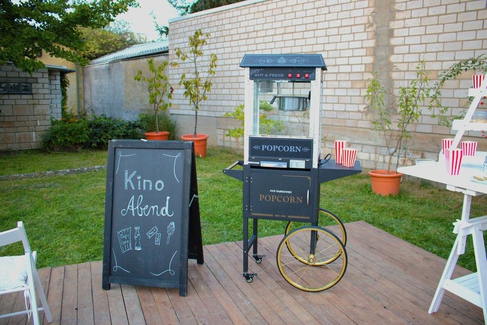 Popcornmaschine Wagen Schwarz N Popcorn mieten bei Alex Events