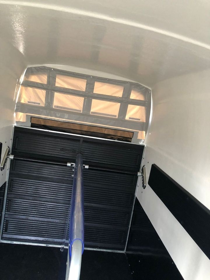 Pferdeanhänger Anhänger Nr 44 mieten bei junited Autoglas Torgau Alte – 3