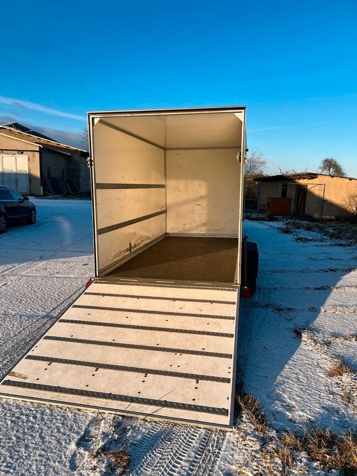 XL Kofferanhänger Umzüge mieten bei Automobile Guschel – 2