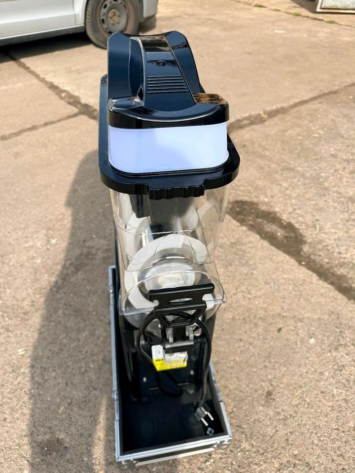 Slush Eismaschine 10L Fest Sommer mieten bei Automobile Guschel – 2