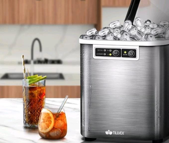 Eiswürfelmaschine Cocktail Bar mieten bei Automobile Guschel