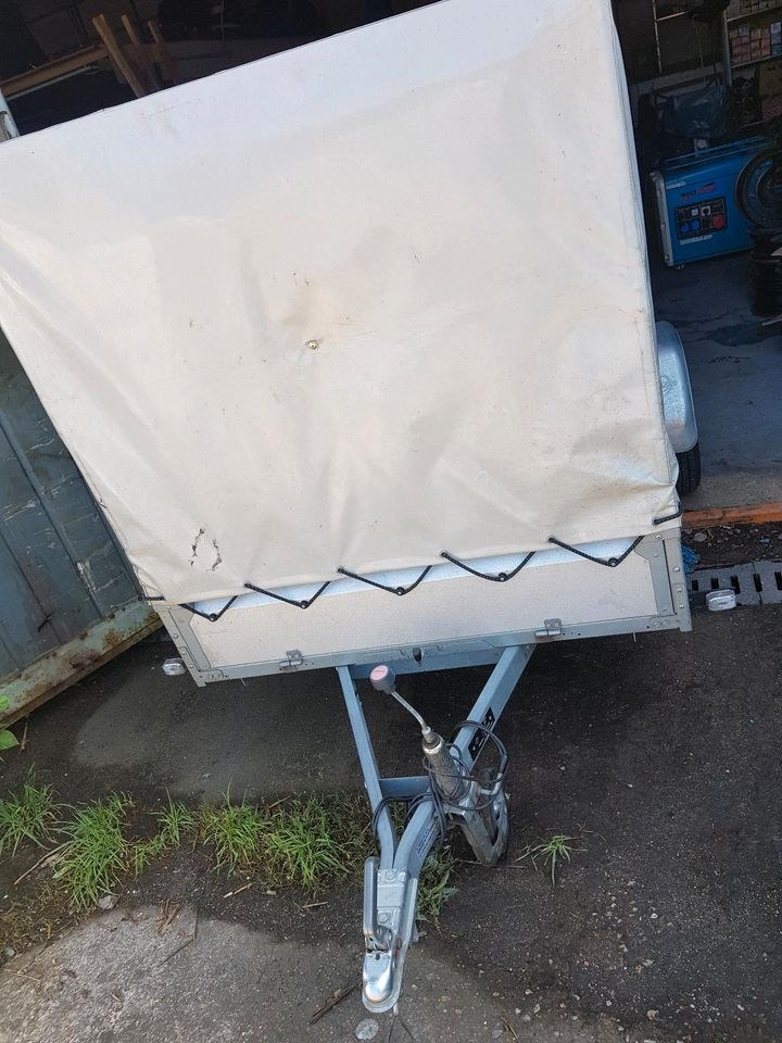 Anhänger Plane Umzug mieten bei Automobile Guschel – fair & flexibel – 4