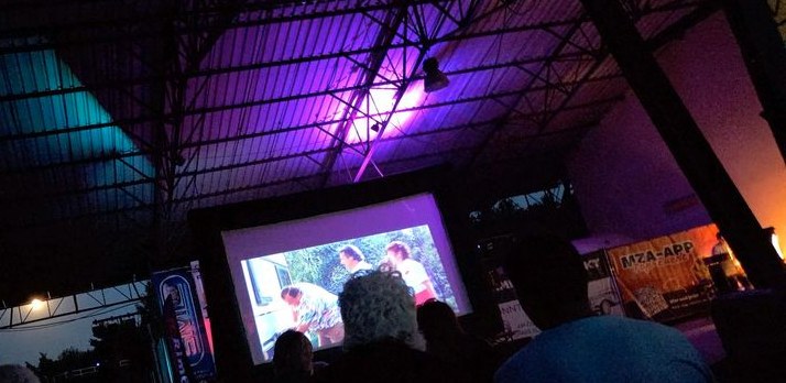 Aufblasbare Leinwand Viewing Heimkino mieten bei Automobile Guschel – 3