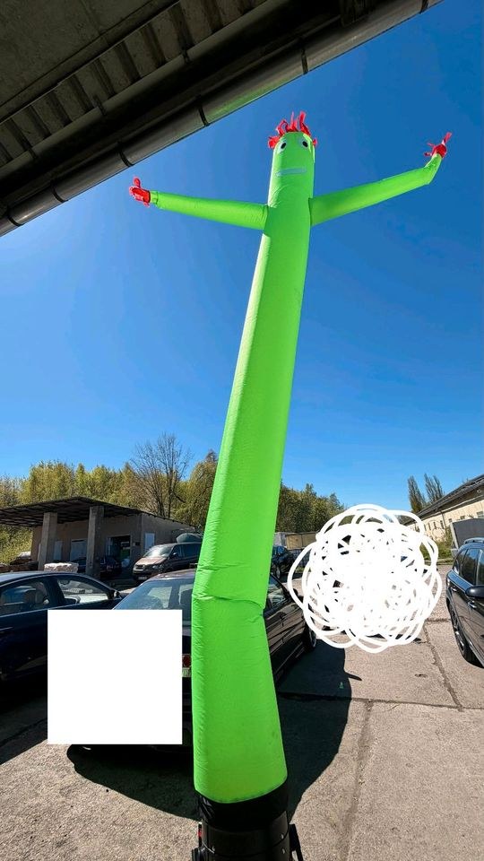 Skydancer Grün Werbung mieten in Borna – von weitem sichtbar
