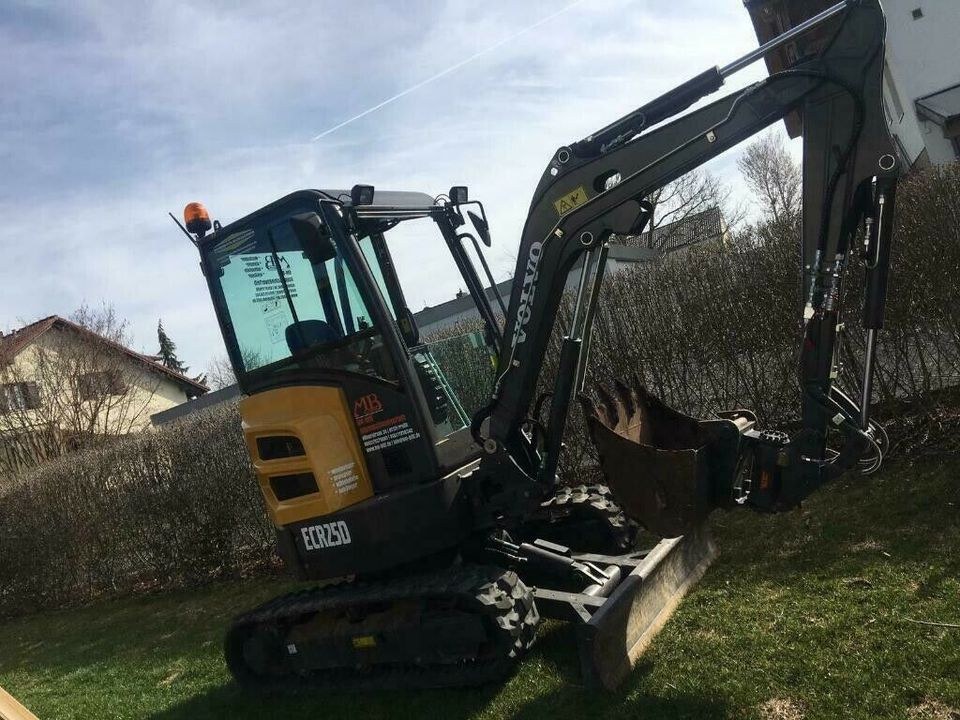 Minibagger 2,7T Bagger Stampfer Rüttelplatten mieten in Pollenfeld