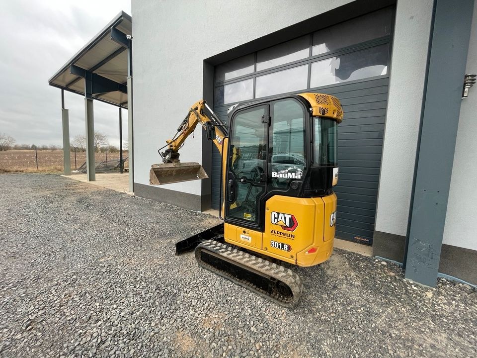 2t Minibagger CAT 301.8 Tag mieten bei BauMa³ – 2