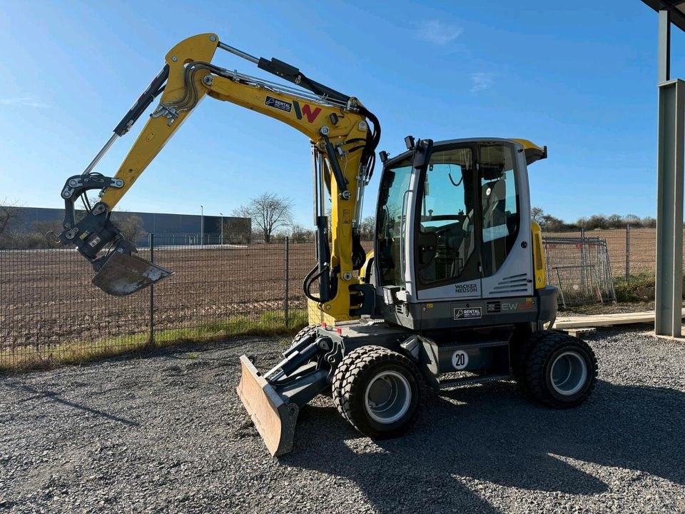 Wacker EW65 Mobilbagger Radbagger Tag mieten bei BauMa³