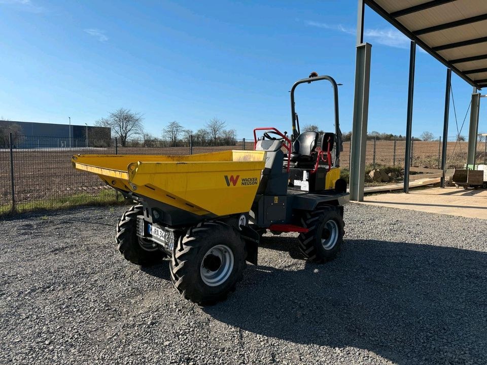 Wacker DW30 Raddumper 3Seiten Kippmulde Tag mieten bei BauMa³ – 2