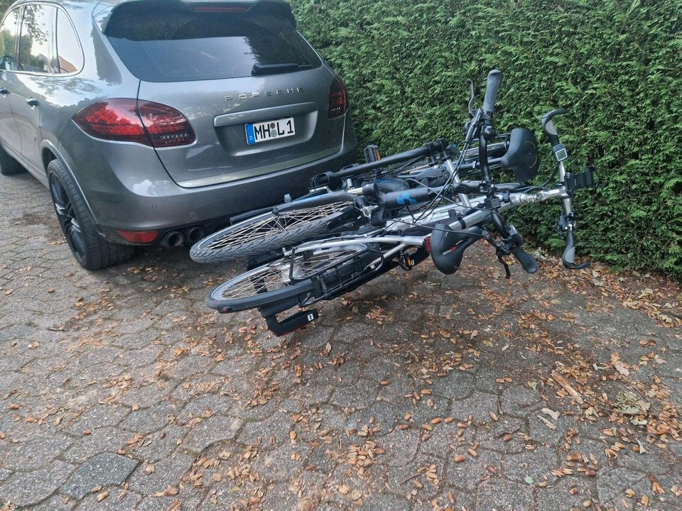 Fahrradträger Heckträger AHK 3 Fahrräder Thule mieten – 4