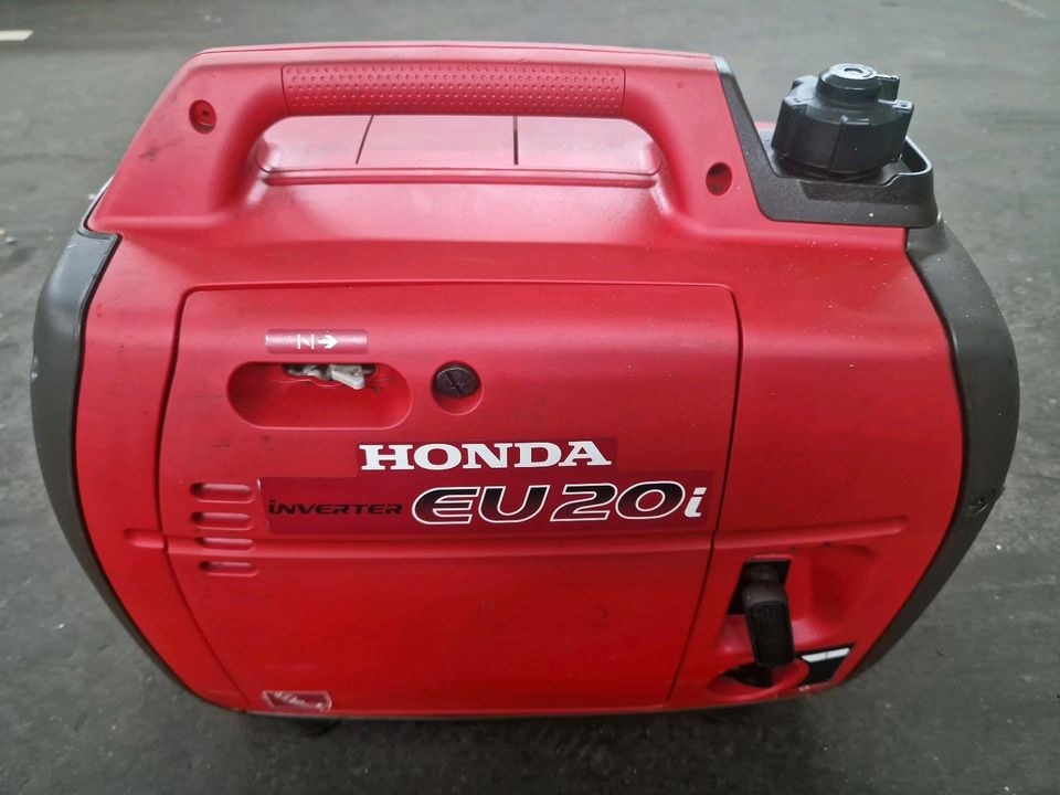 Generator Stromerzeuger Honda 2000w Benzin mieten in Mülheim (Ruhr)