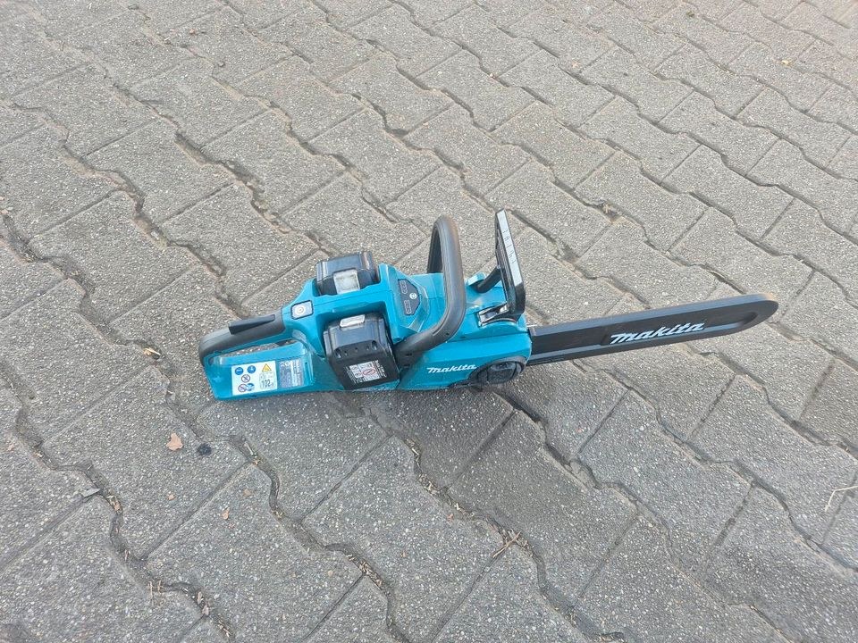 Kettensäge Akku 36v Makita mieten bei Friedrich - Ebert