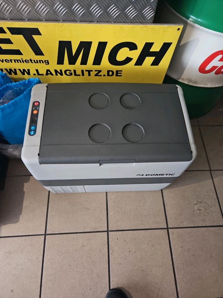 Kühlbox Dometic CF 50 einen kühlen Urlaub mieten bei Friedrich - Ebert