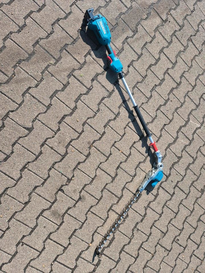 Heckenschere vom Makita 18v lange Ausführung mieten in Mülheim (Ruhr)