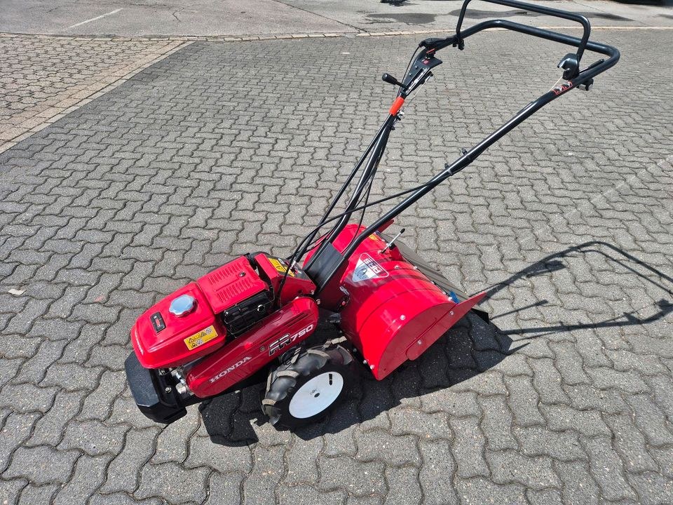 Motorfräse Honda mieten in Mülheim (Ruhr) – für Beet & Rasenneuanlage