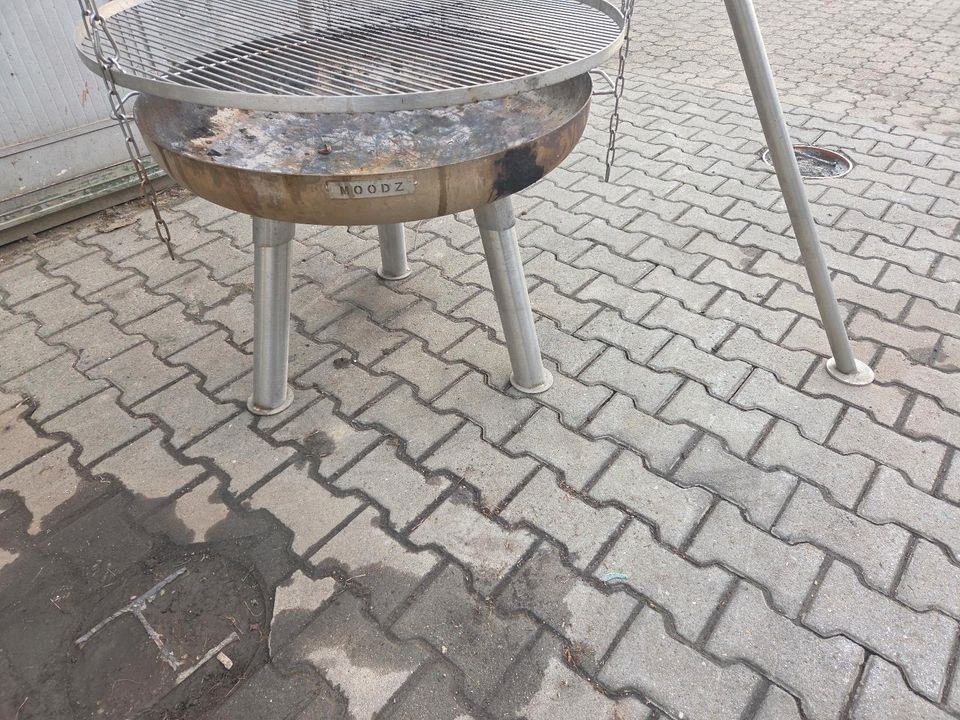 Grill Holzkohle 90cm kein Schwenkgrill mieten bei Friedrich - Ebert – 3