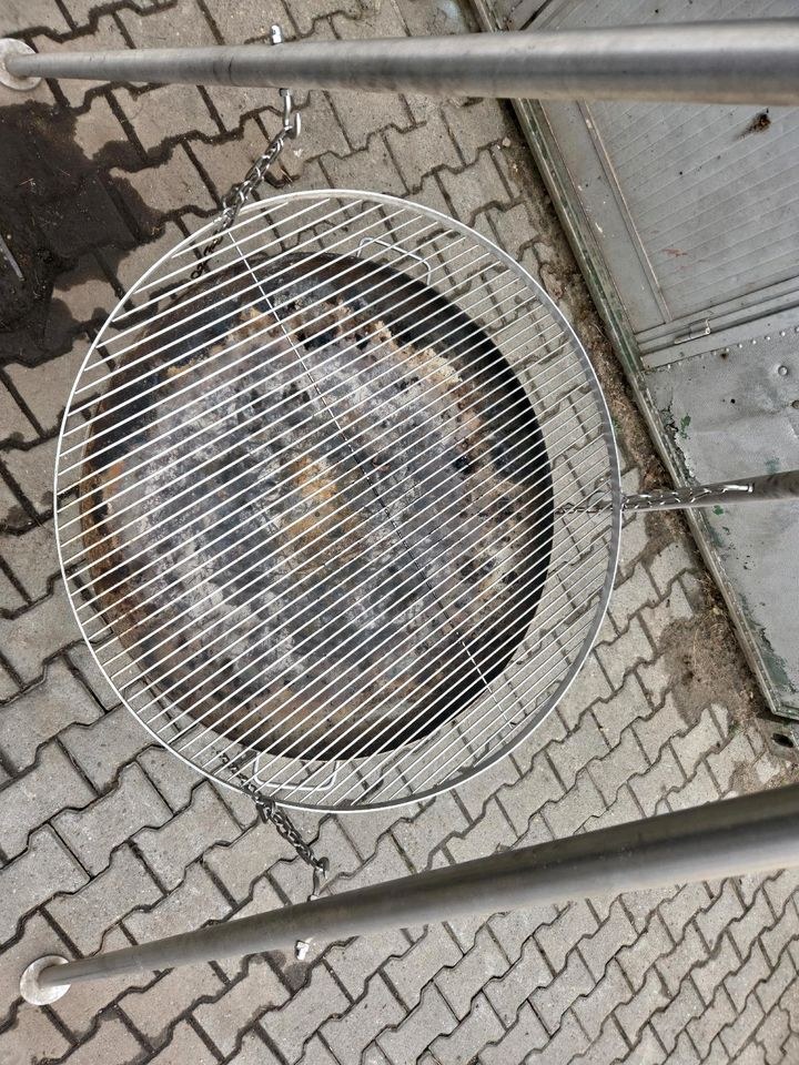 Grill Holzkohle 90cm kein Schwenkgrill mieten bei Friedrich - Ebert – 4