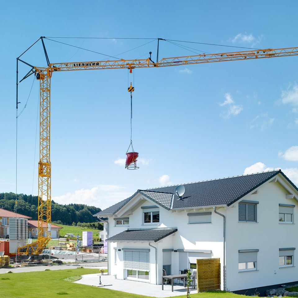 LIEBHERR 125 K Turmdrehkran Kran mieten in Ingolstadt