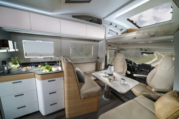 Wohnmobil Alkoven Adria Coral XL mieten in Gütersloh – 3